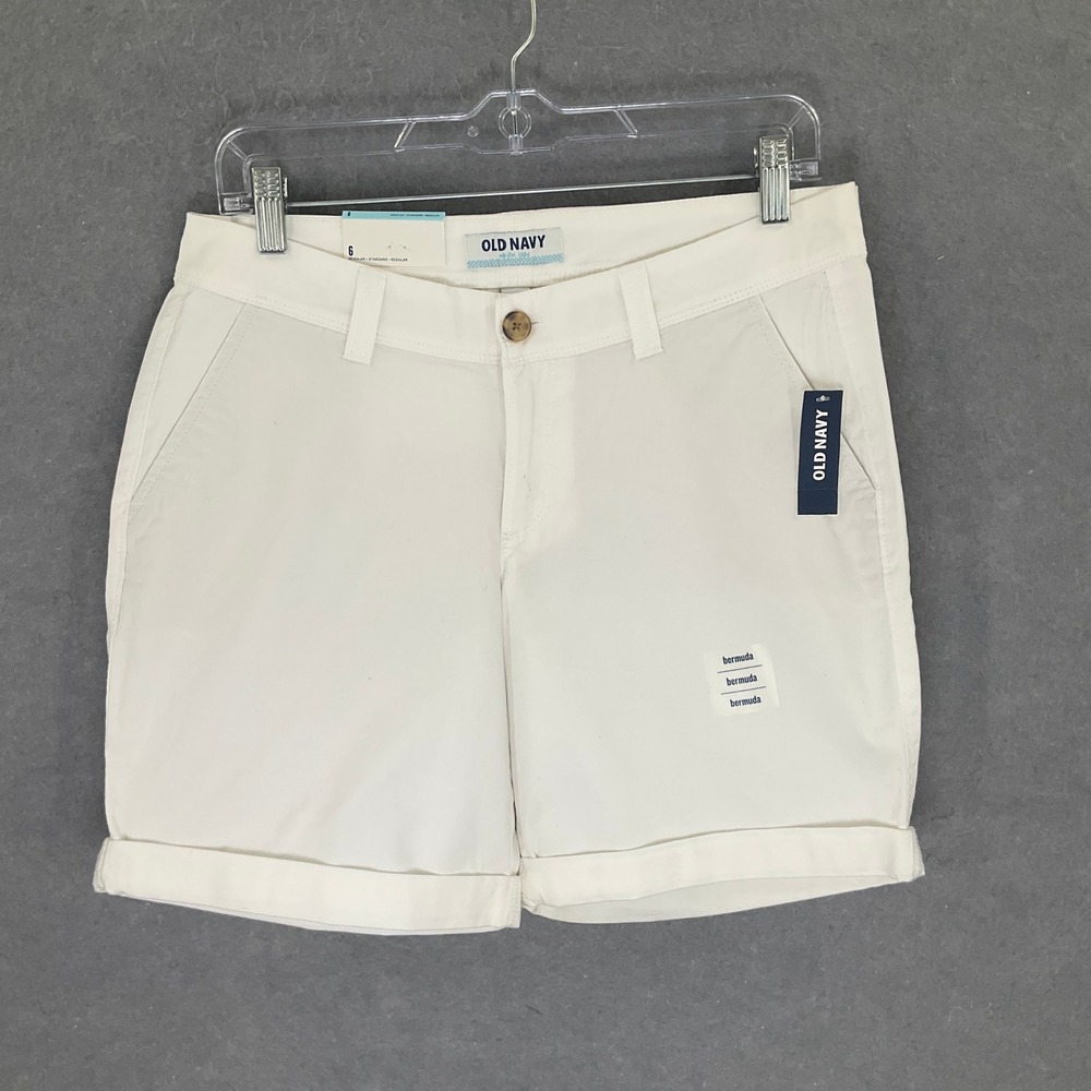 Old Navy Womens Bermuda‎ Shorts Mid-Rise Stretch White Casual Size 6 NWT